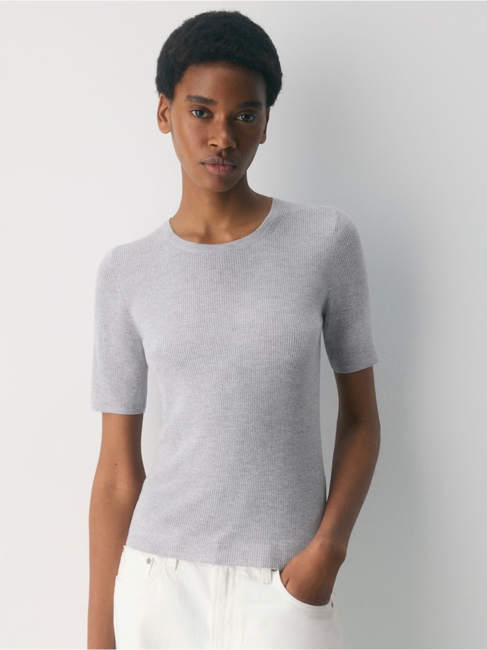 Aritzia Fine Merino Wool Foundry Sweater